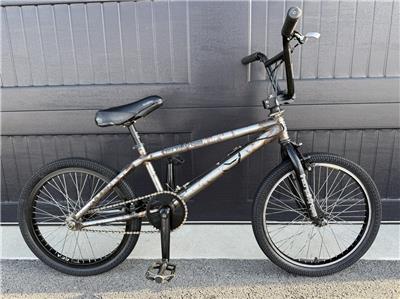 自転車本体 HARO BIKES x DAVE MIRRA Vintage BMX 自転車本体 HARO BIKES x DAVE MIRRA Vintage BMX HARO BIKES x DAVE