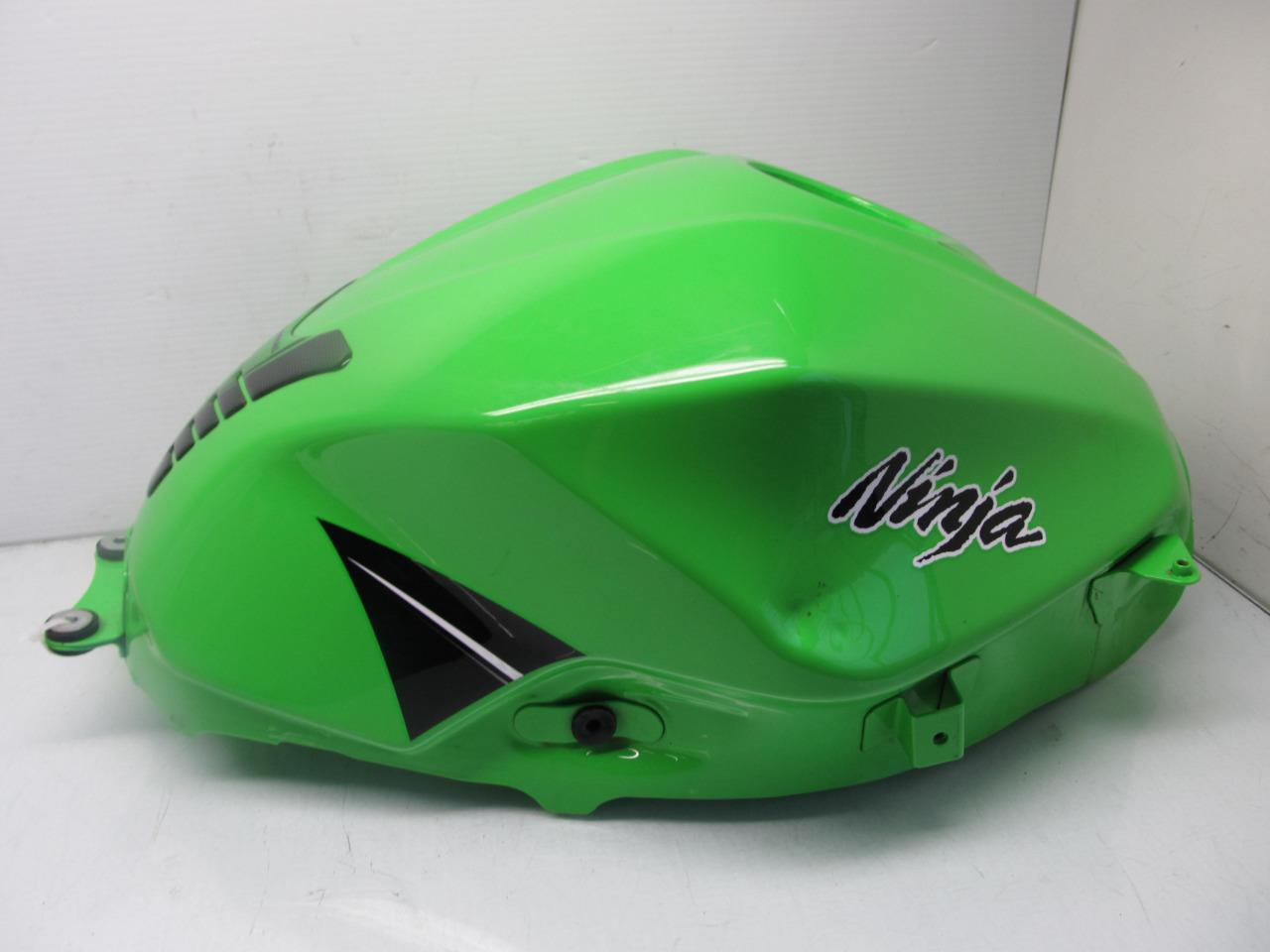 KAWASAKI NINJA 300 EX300 EX 300 1315 FUEL GAS PETROL TANK DENT DAMAGED