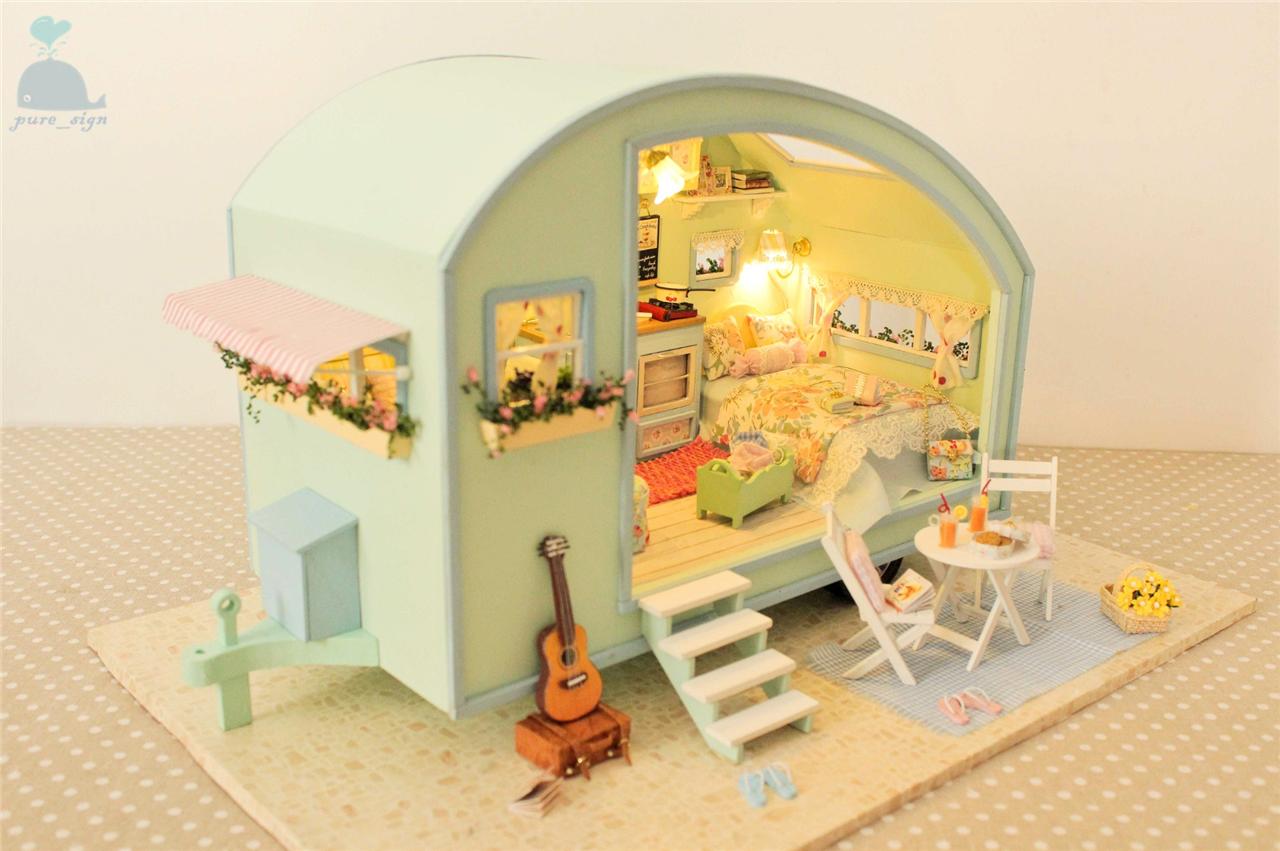 dolls house caravan