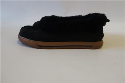 t strap closed toe