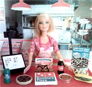 barbie dominos