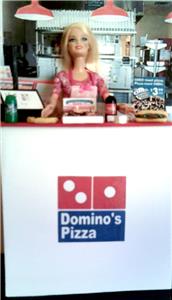 barbie dominos