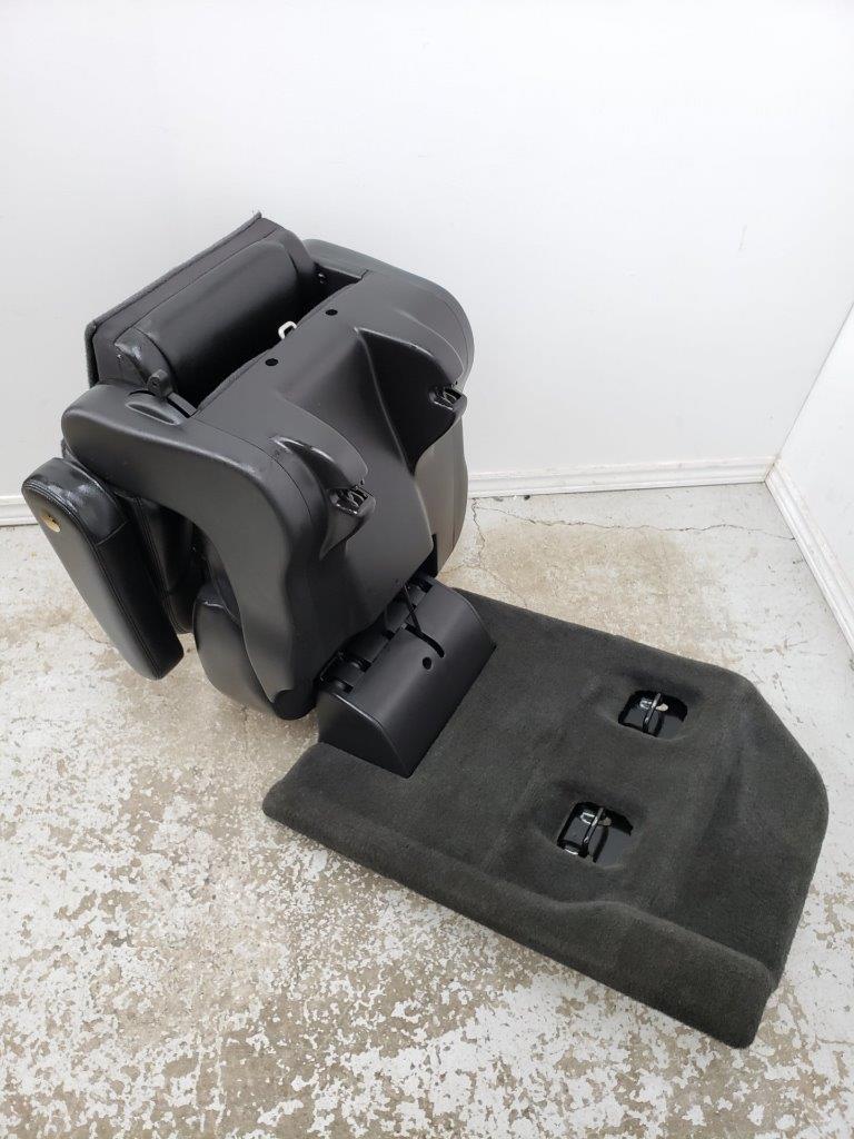 Yukon Tahoe XL 2nd Row Bucket Seats Suburban Captain Chairs Denali