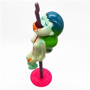 Utomaru ソフビ　ミミ・ザ・カニバル・ガール 留之助商店が新しくて革新的なUtomaru氏の「ミミ・ザ・カニバル