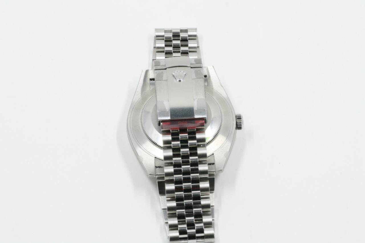 rolex datejust 41 green roman numerals
