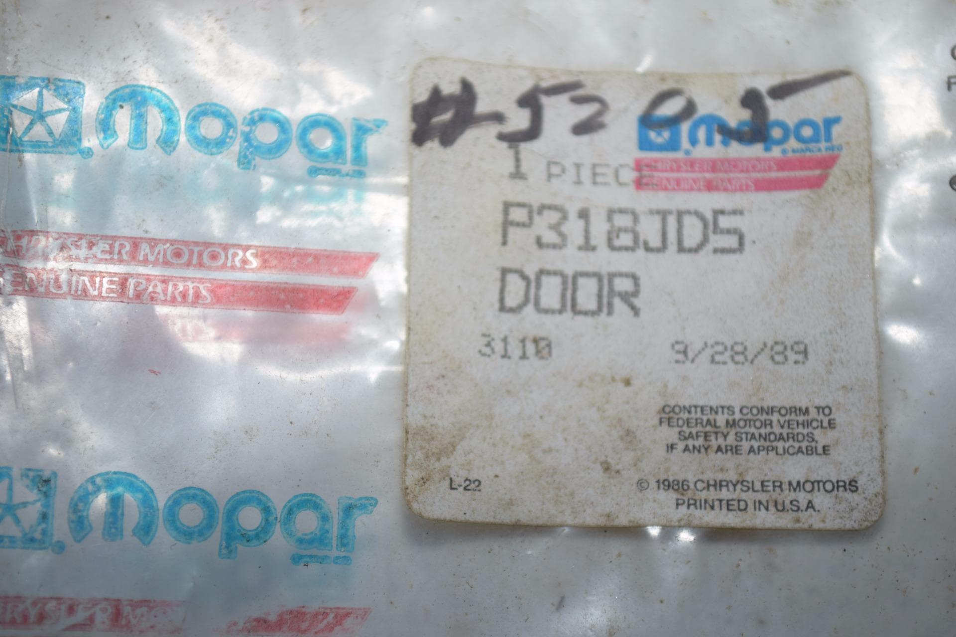 Mopar Chrysler LeBaron Late 1980's and Early 1990's NOS ... 84 chrysler lebaron fuse box 