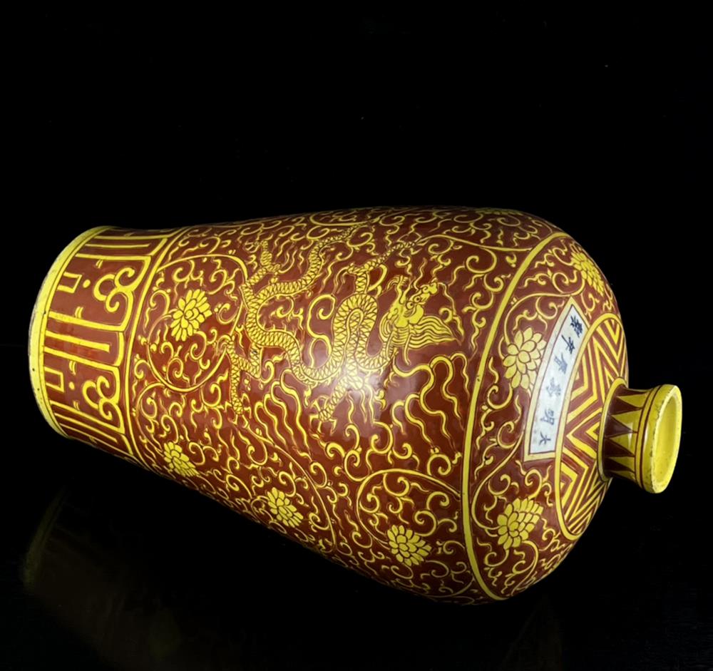 44CM Wanli Signed Old Chinese Yellow Glze Porcelain Vase w/dragon