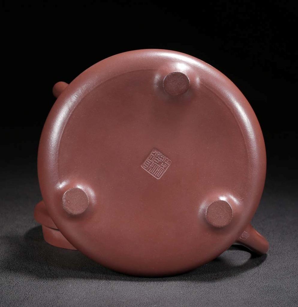 Gu Jingzhou Signed Old Chinese Handmade Yixing Zisha Teapot w