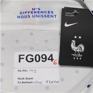 NWT Womens Nike Dri Fit White Polka Dot Soccer Jersey Size XL FFF