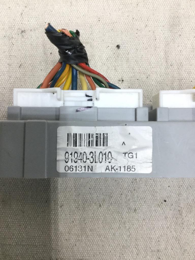 2006 Hyundai Azera Main Fuse Relay Box 91940-3L010 | eBay hyundai azera fuse box identification 