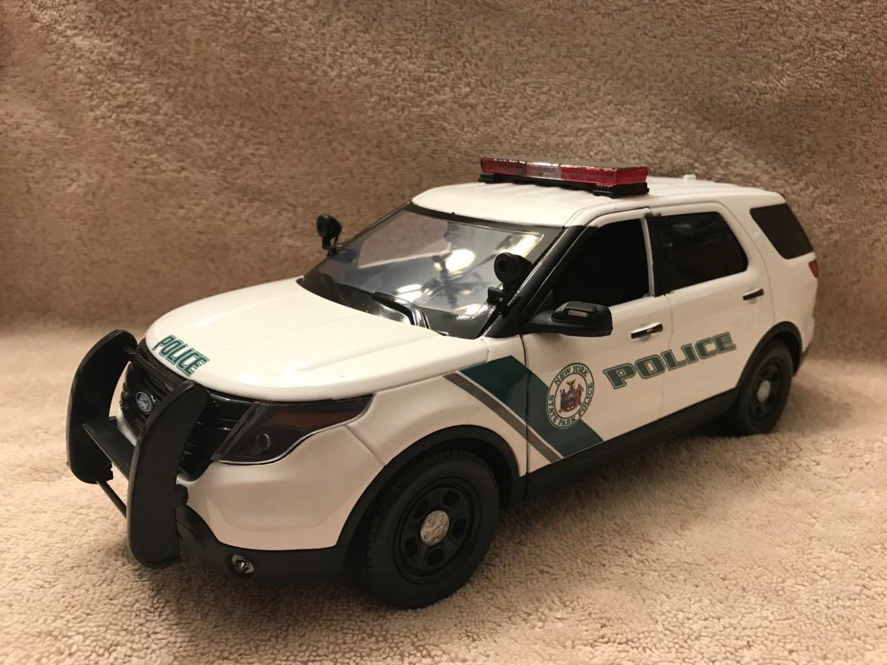 1 18 Scale Diecast New York State Pk Police Ford Suv W Working Lights And Siren Ebay