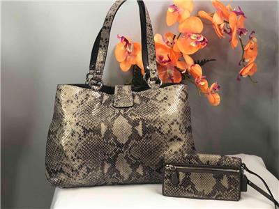 ハドソン・ホーク('91米) Vintage Falcon Leather Frame Hand Purse Bag Granny Core | eBay