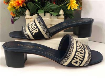 極美品 Christian Dior ディオール　トロッター パンプス ミュール 極美品 Christian Dior ディオール トロッター パンプス ミュール