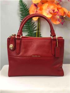COACH ミニバッグ RED Coach Track Pack 14 In Signature Leather | Brixton Baker