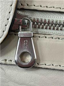 にこ¨̮⃝ item shoulder bag（ivory） CHLOE Ivory White Giant Buckle Accents with Double Zip Shoulder