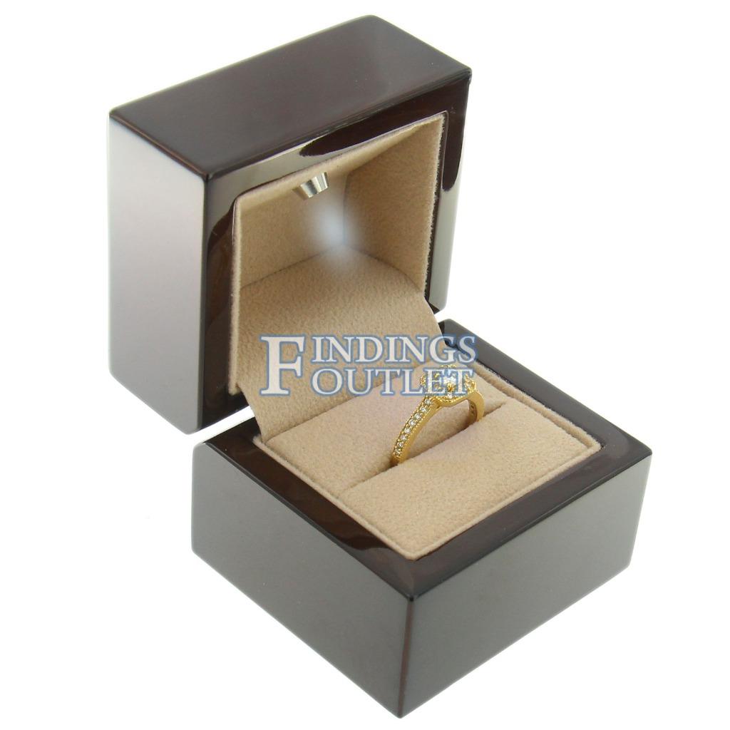 engagement ring gift box