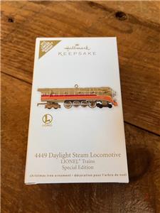 Hallmark Ornament 2012 4449 Daylight Steam Locomotive Lionel Train