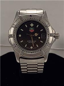 TAG Heuer Professional 200m ステンレス中古品 Tag Heuer Professional 200m Black Dial Chronograph Bracelet