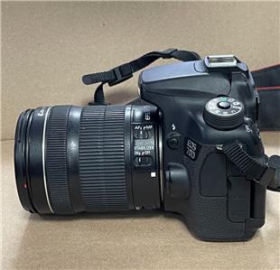 CANON EOS 70D DIGITAL SLR CAMERA W/ EF-S 18-135mm F/3.5-5.6 IS STM