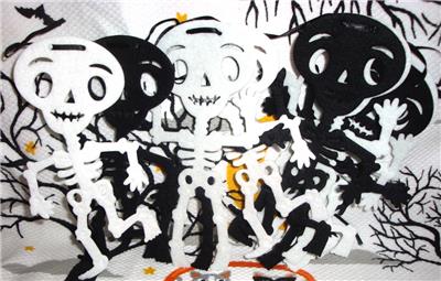 Dancing Skeleton Garland Black White Skull Bones Dod Halloween 5