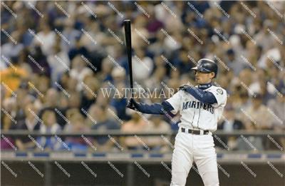 GG569 Ichiro Suzuki Seattle Mariners Motion 8x10 11x14 16x20 24x36