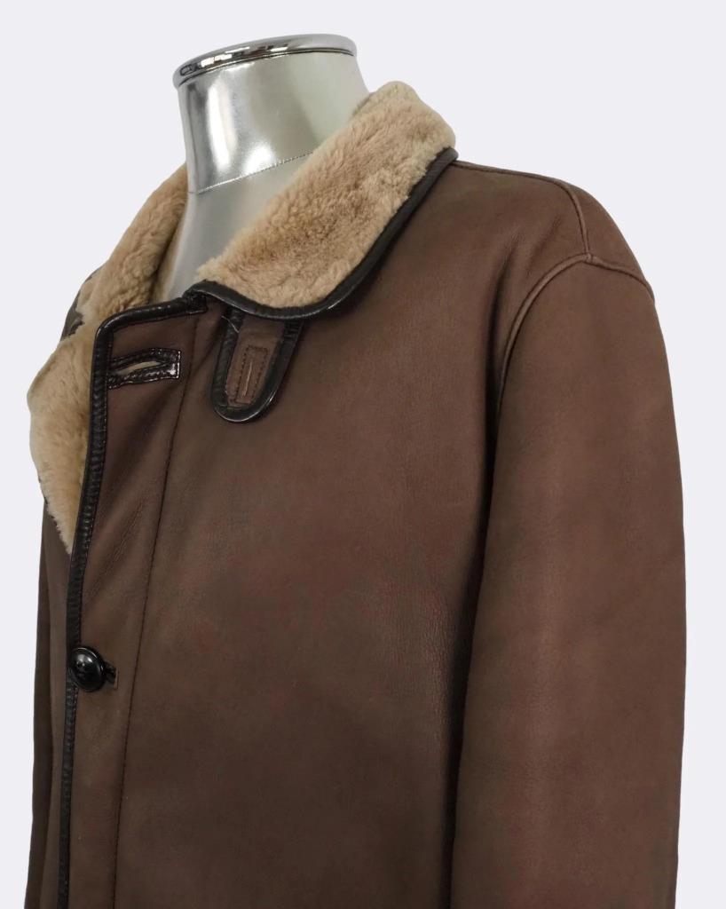 Armani Collezioni Luxurious Zip-front Lambskin Shearling
