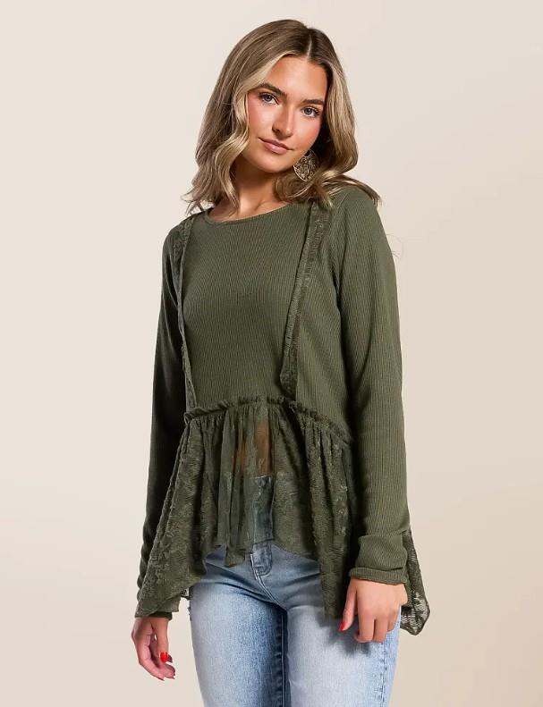 NWT Daytrip Peplum Lace Top