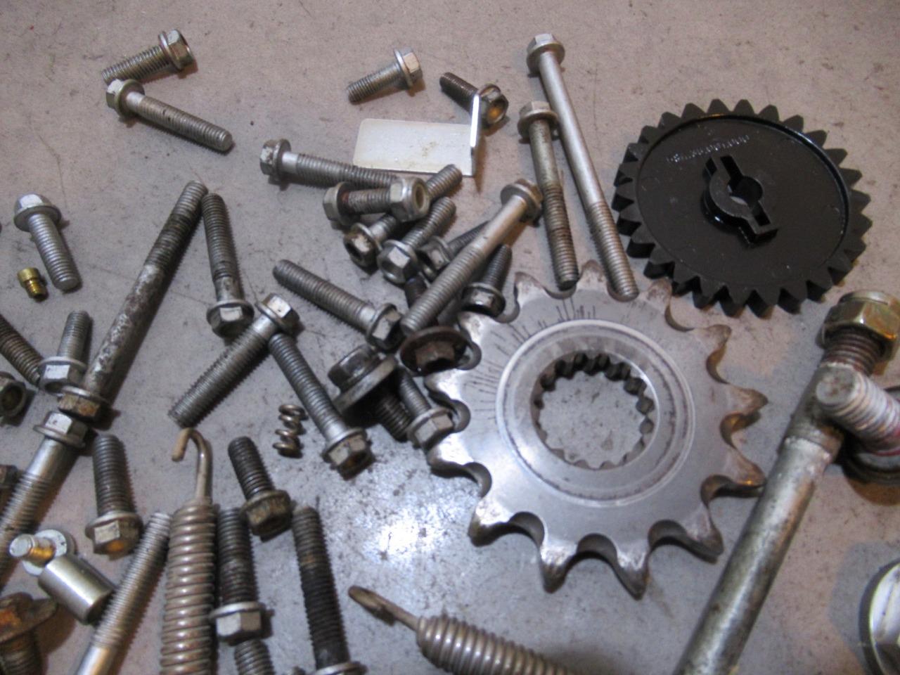 KTM 525 EXC Screws Hardware Timing Gear 2007