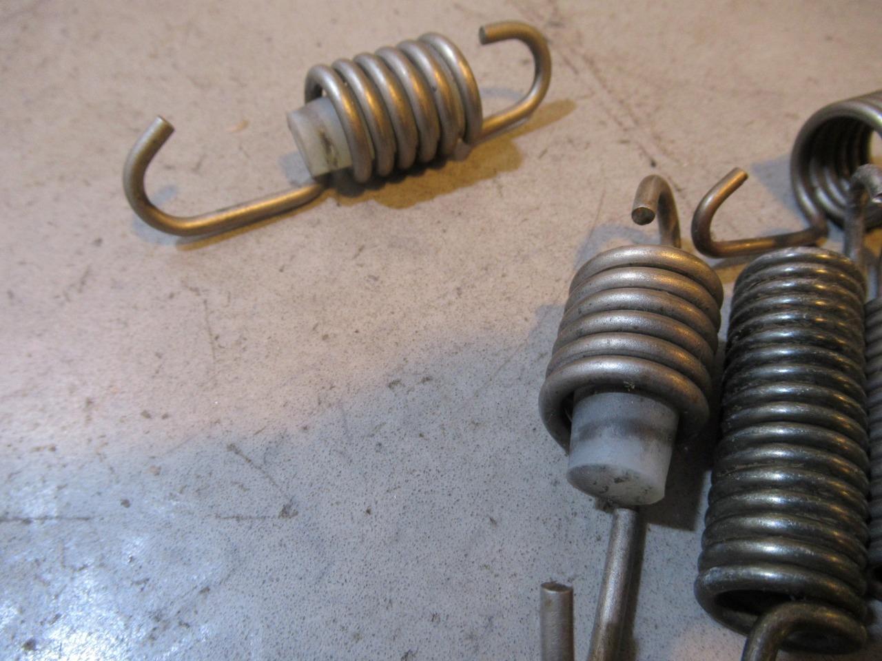 Arctic Cat M8000 Exhaust Springs 2018