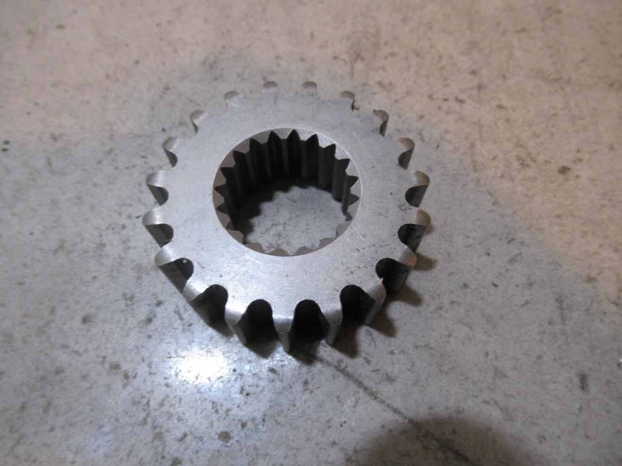Arctic Cat M8000 Sprocket Gear 19T 2019