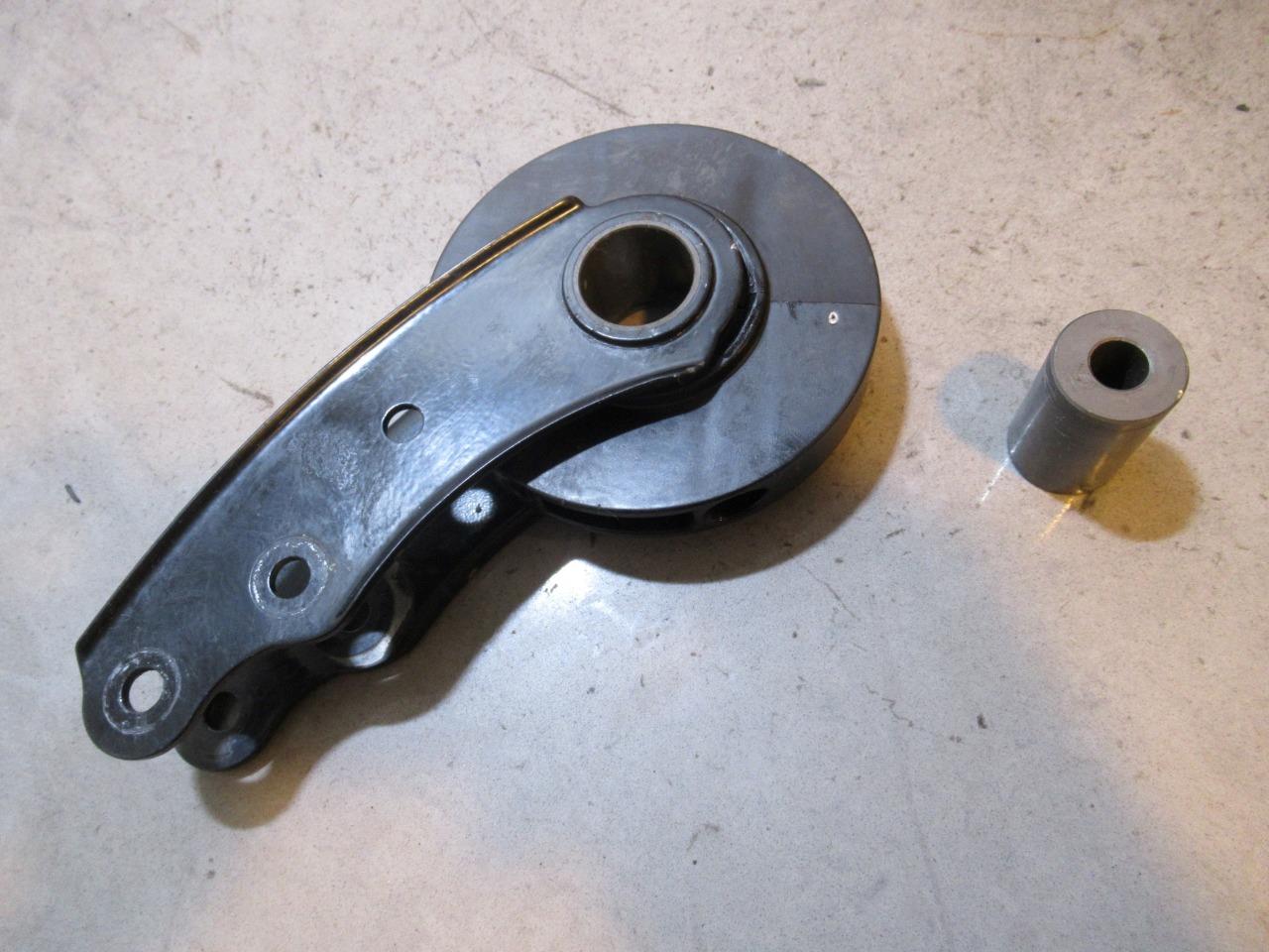 Arctic Cat M8000 Front Arm Roller 2019
