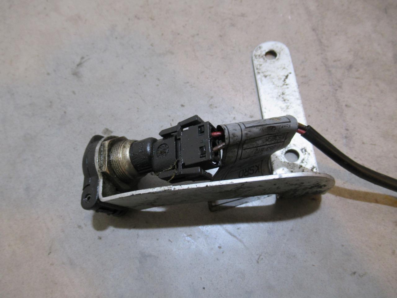 BMW F650gs Outlet Plug 2003 #2