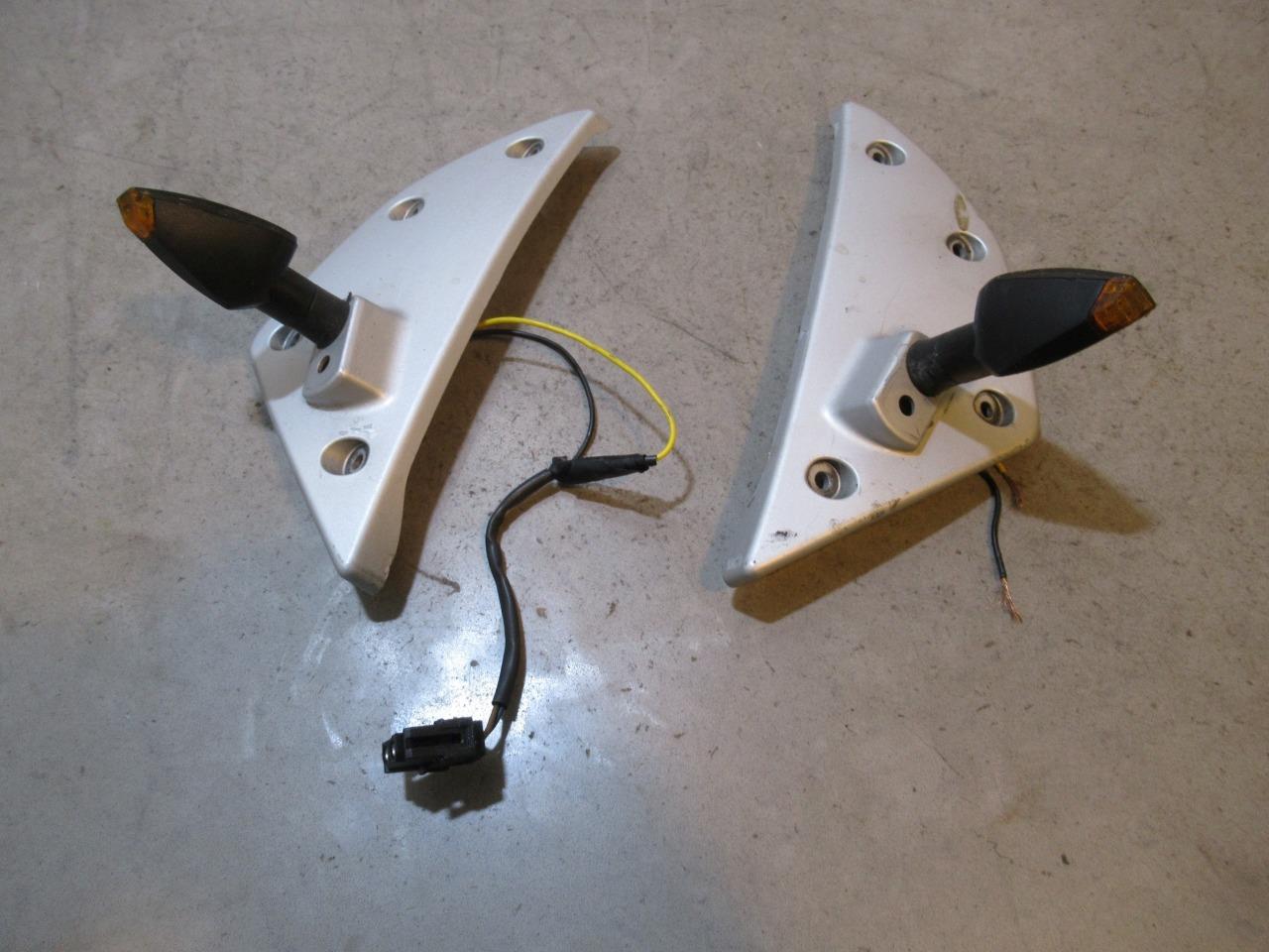 BMW F650gs Turn Signal Covers 46632345734 2003 #2