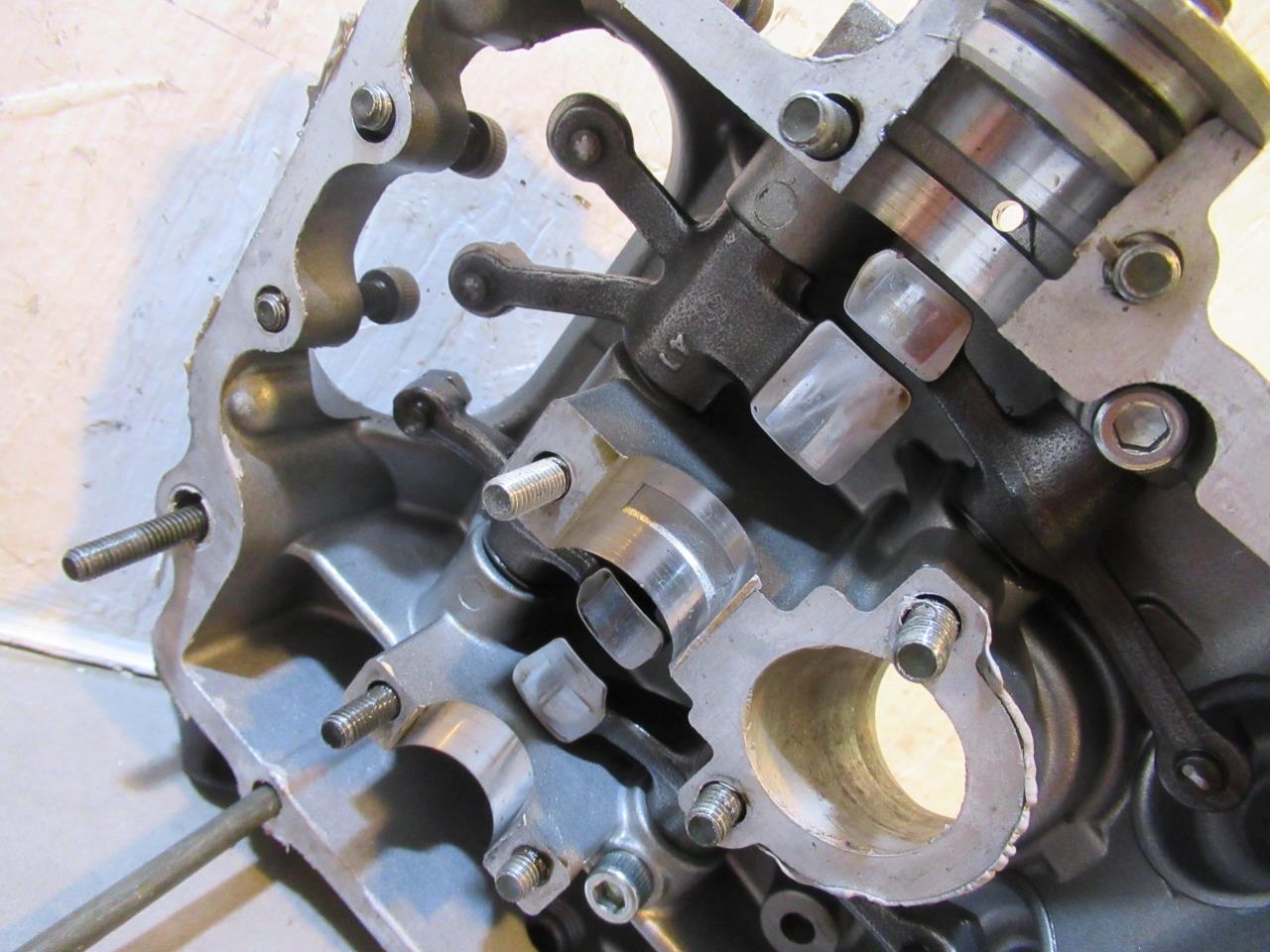 Yamaha Raptor 660 Head 2004 #21