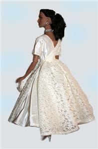 Tonner AM117 Wrap Dress pattern for American Model