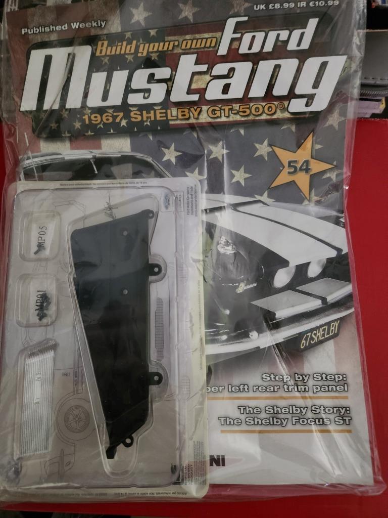 DEAGOSTINI Ford Mustang Shelby GT 500 1:8 - Foto 36 di 43