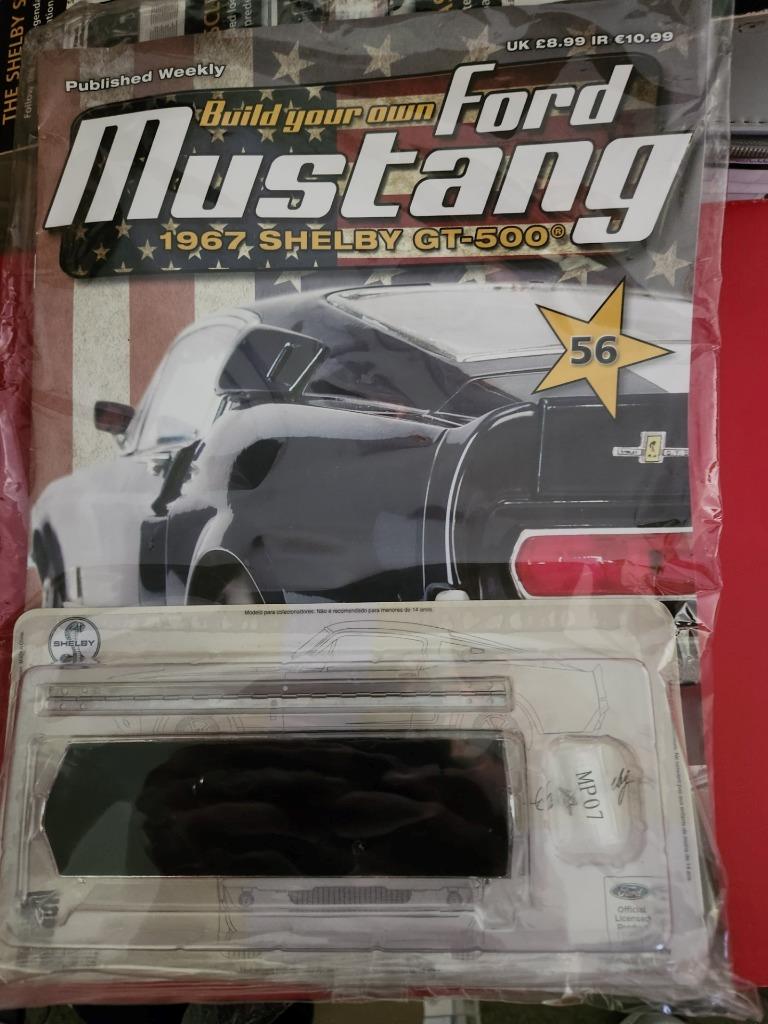 DEAGOSTINI Ford Mustang Shelby GT 500 1:8 - Foto 38 di 43