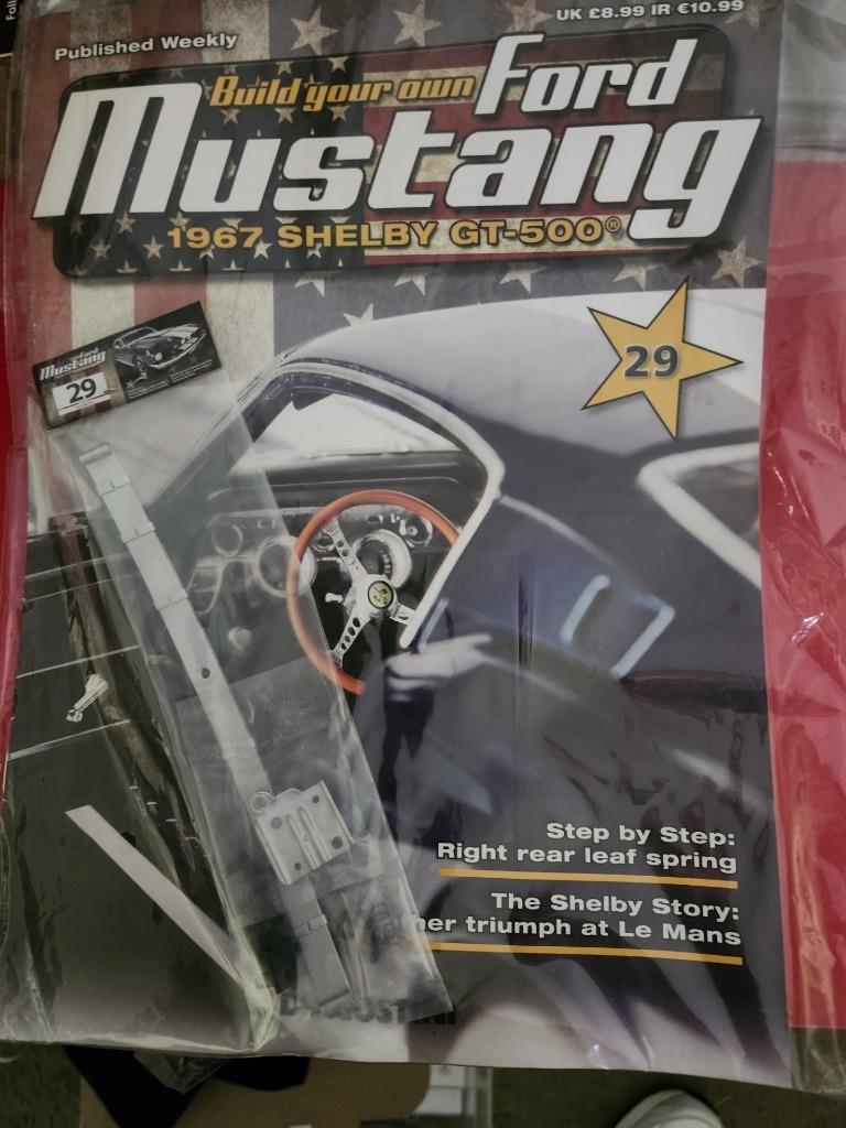 DEAGOSTINI Ford Mustang Shelby GT 500 1:8 - Foto 19 di 43