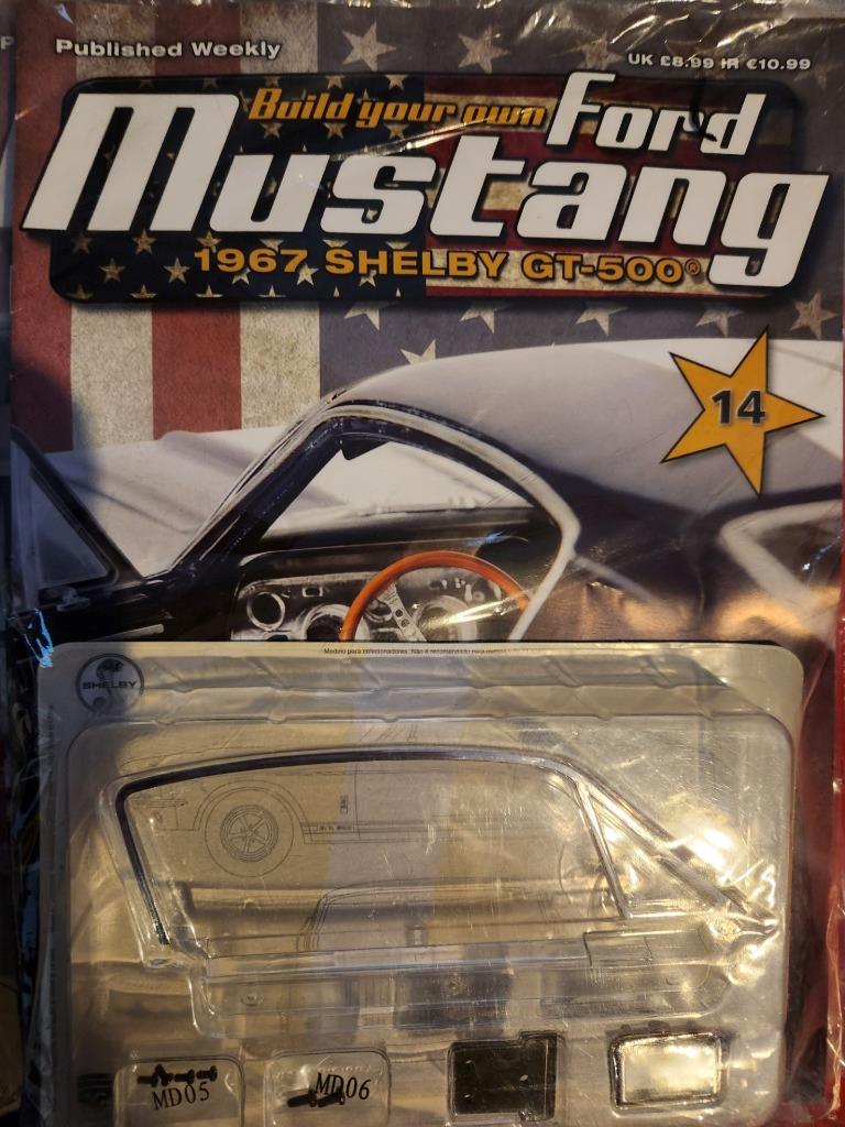 DEAGOSTINI Ford Mustang Shelby GT 500 1:8 - Foto 7 di 43