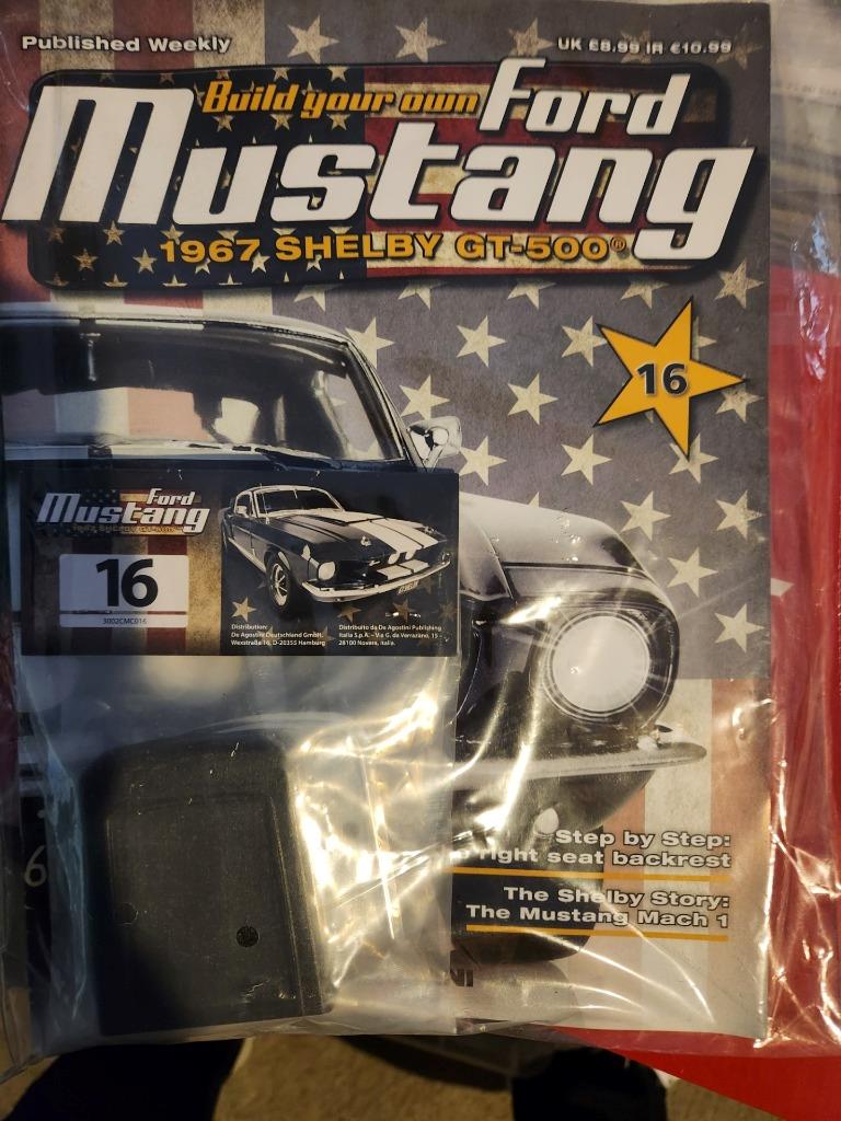 DEAGOSTINI Ford Mustang Shelby GT 500 1:8 - Foto 8 di 43
