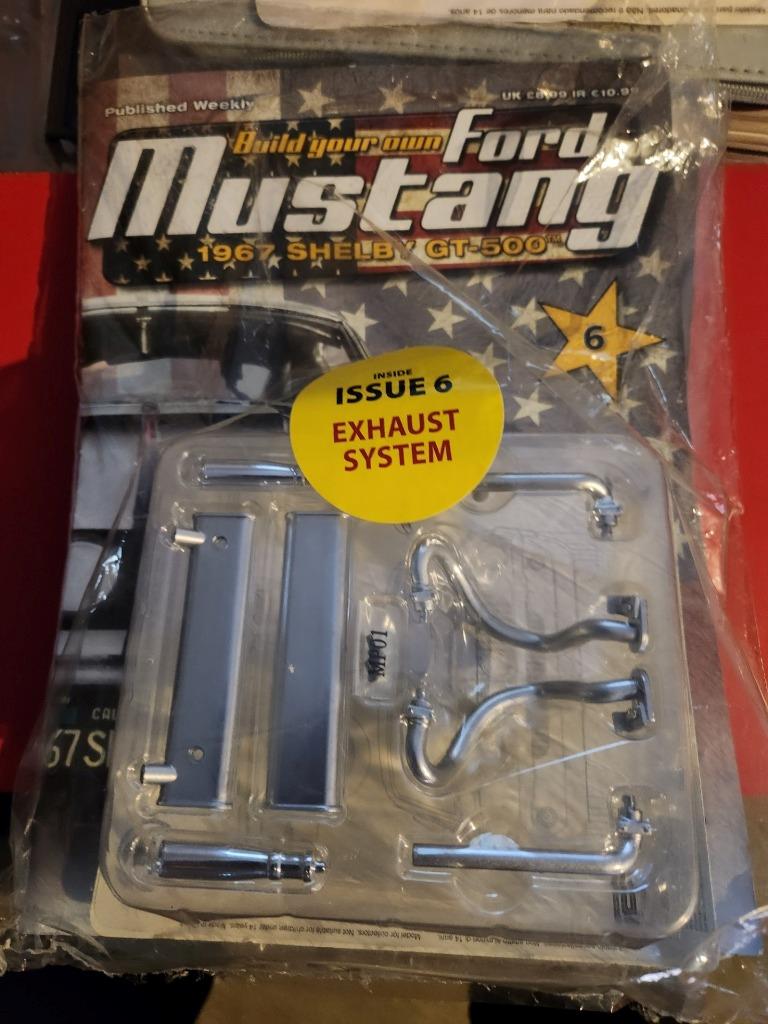 DEAGOSTINI Ford Mustang Shelby GT 500 1:8 - Foto 4 di 43