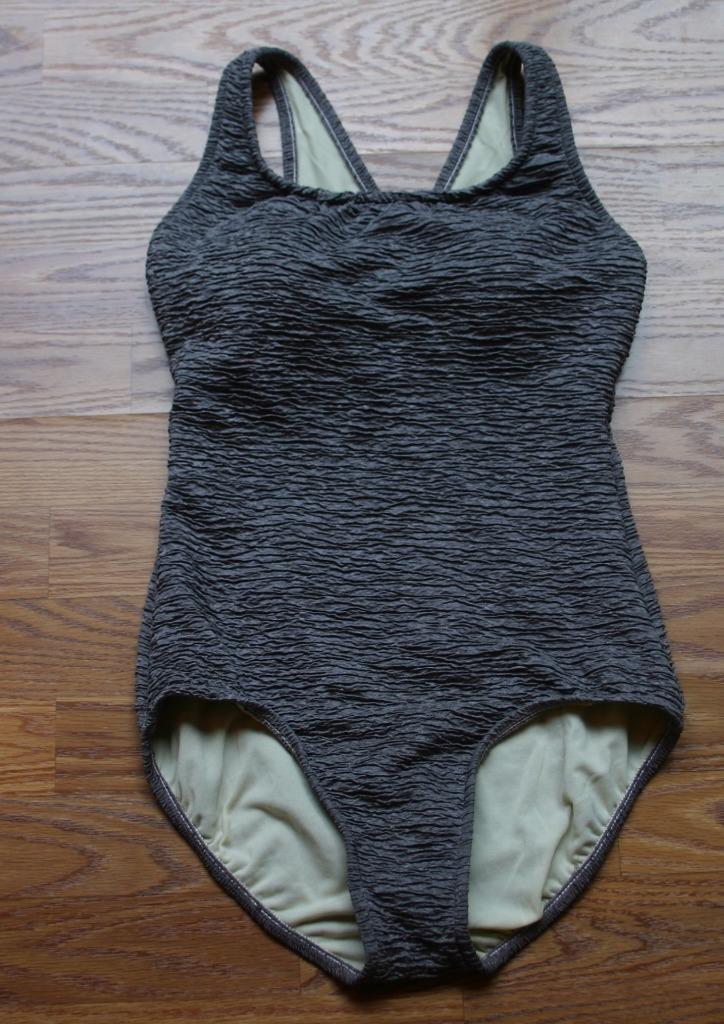JUST MY SIZE CHLORINE RESISTANT CRINKLE SWIMSUIT GRAY WATER AEROBICS 10 22W 26W