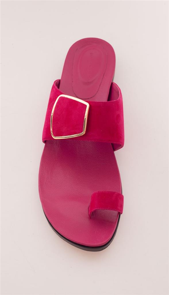 MANOLO BLAHNIK Raspberry Pink STURONE Suede gold Buckle Buckle Buckle Flat Sandals 12-42 NEW 3c4a82 MANOLO BLAHNIK Raspberry Pink STURONE Suede gold Buckle Buckle Buckle Flat Sandals 12-42 NEW 3c4a82