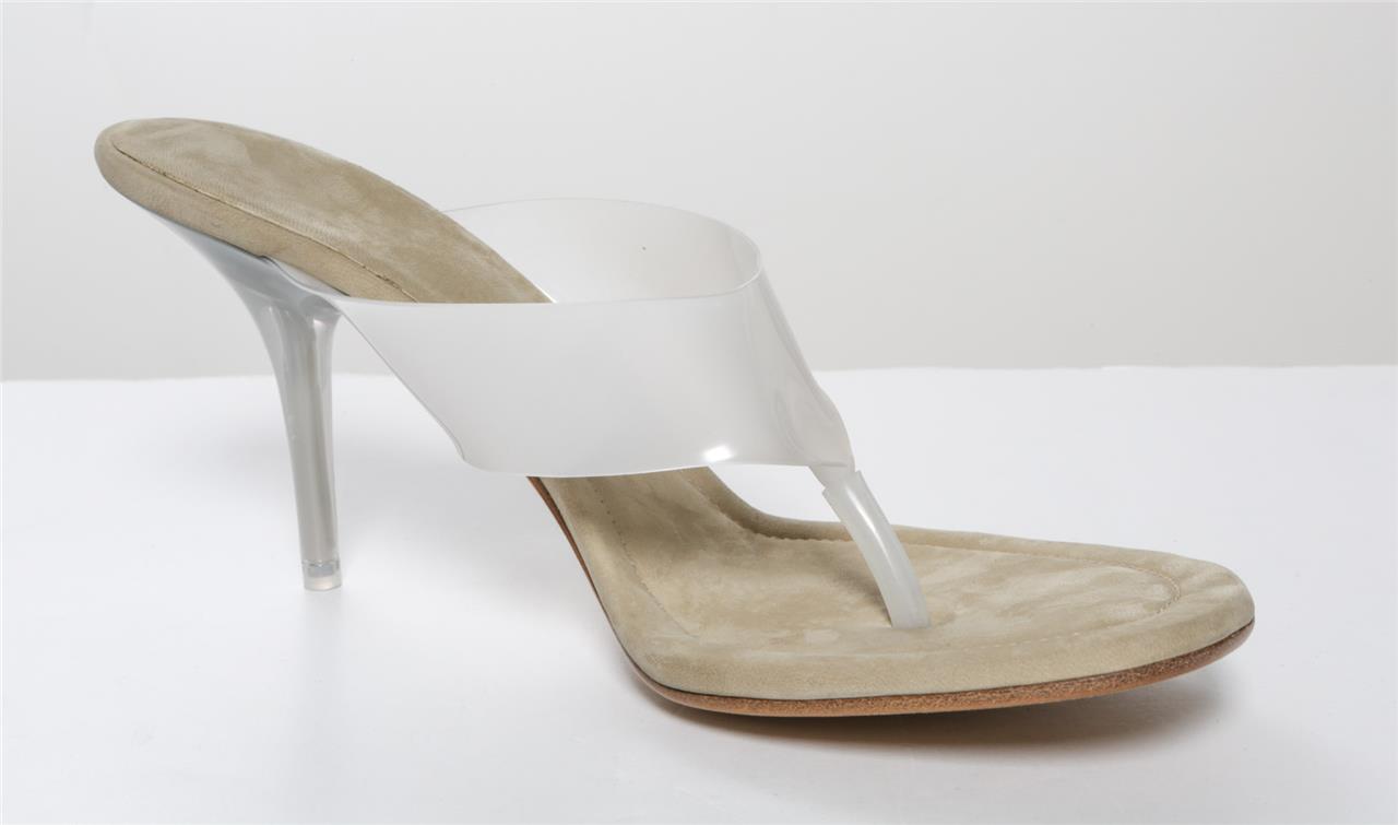 yeezy heels season 8