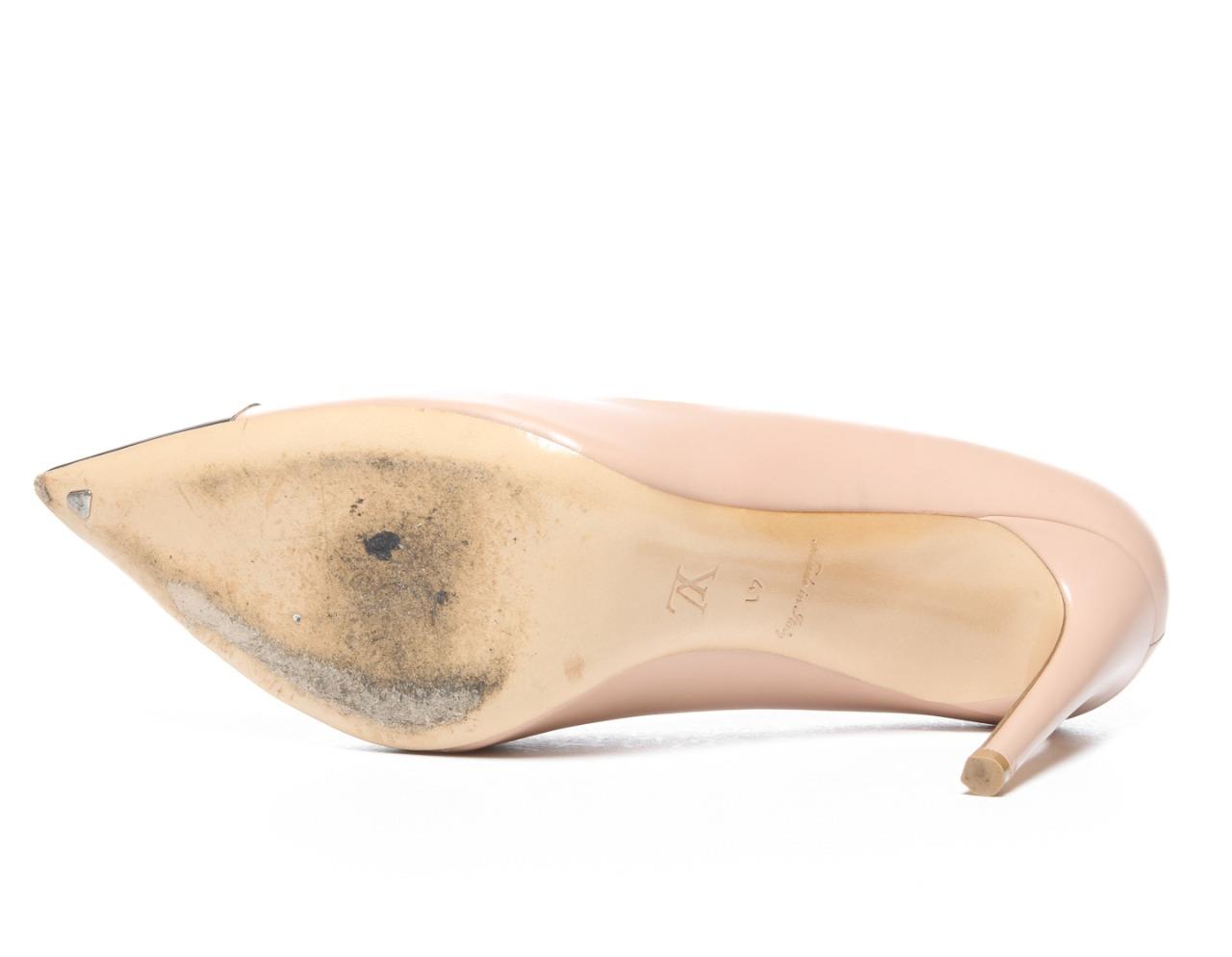 LOUIS VUITTON ルイヴィトン パンプス ピンク 4103423D0021 LOUIS VUITTON LV LOGO Womens Blush Pink Silver Pointed-Toe