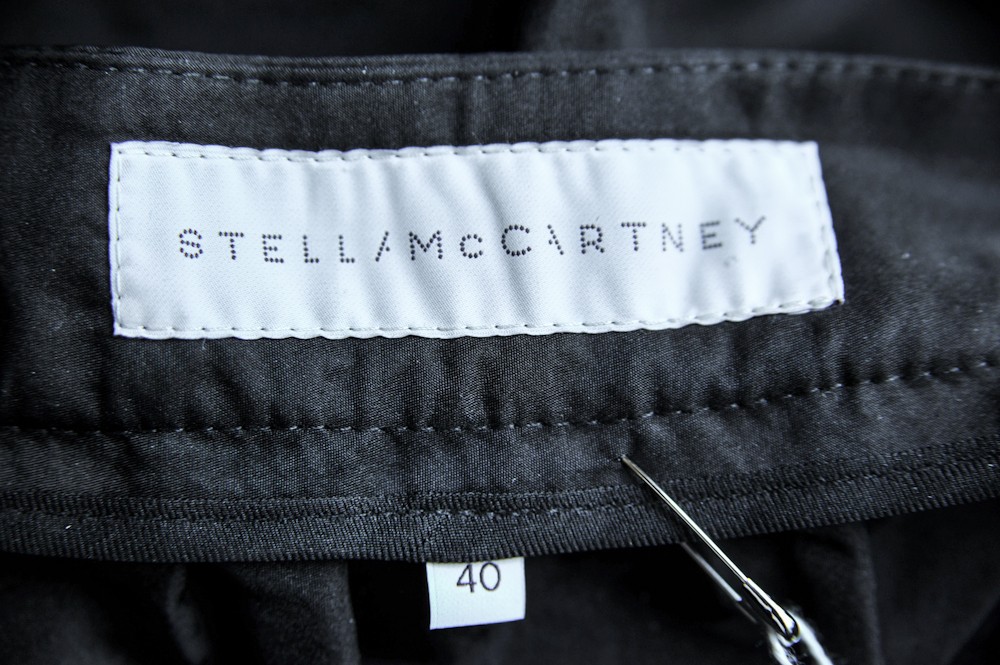 ミニスカート STELLA MCCARTNEY Women Mini Skirts 630007 SRA02 1000 Black Stella McCartney Falabella chain-link mini-skirt | Black