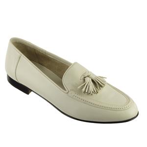 NEW COLE HAAN White Women display picture 1