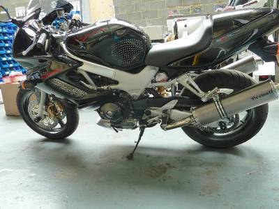 thumbnail image 2 of JaybeeBikerBits Axle Crash Mushrooms For Honda VTR1000 Firestorm – Front & Rear Sliders 2 of 5