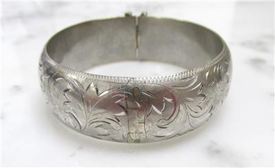 Vintage Etched Sterling Silver Hinged Bangle Bracelet ~ 7-1