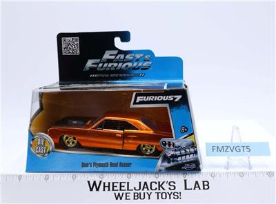 【希少】FAST&FURIOUS PLYMOUTH ROAD RUNNER 1129949201_tp.jpg